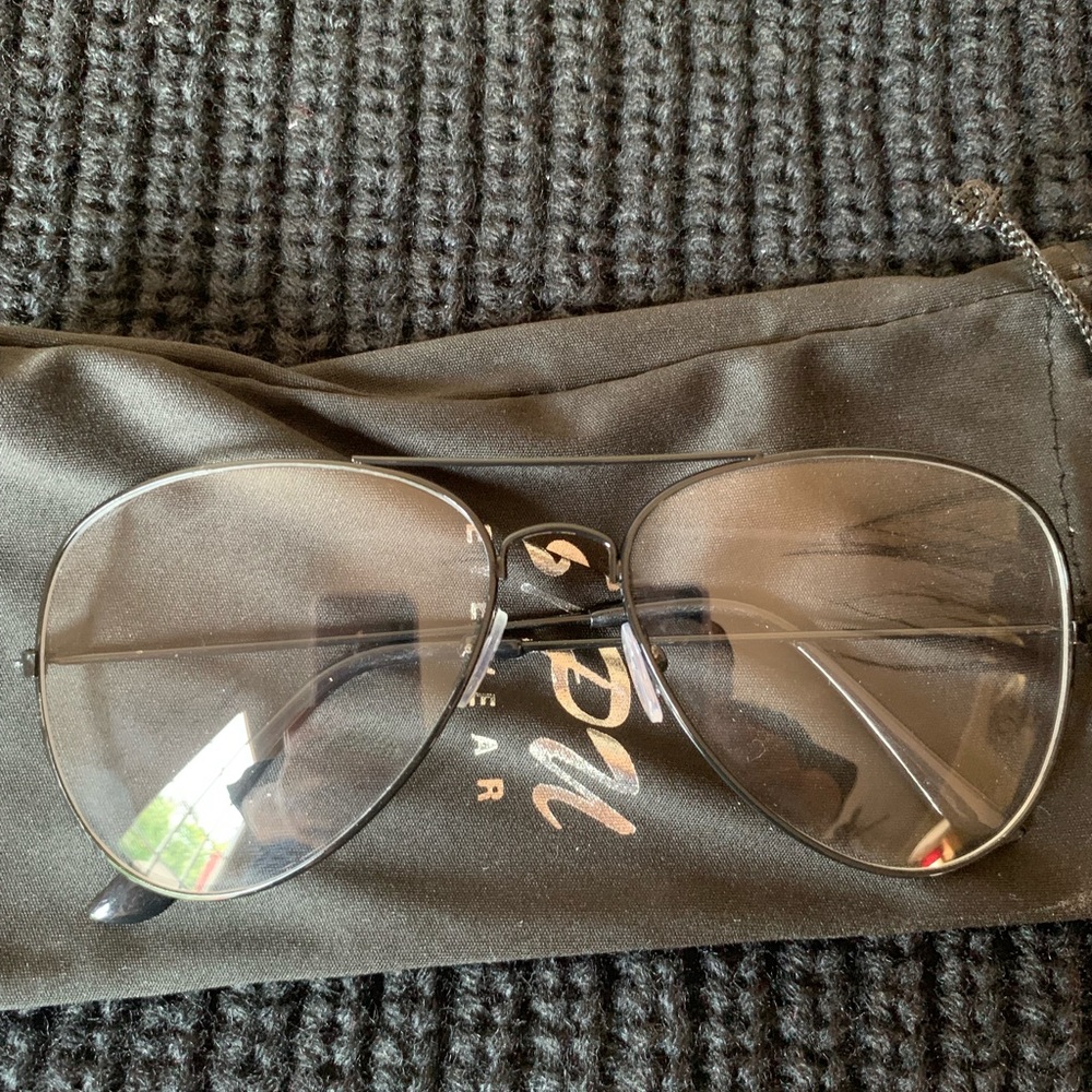 Aviator black glasses - non prescription